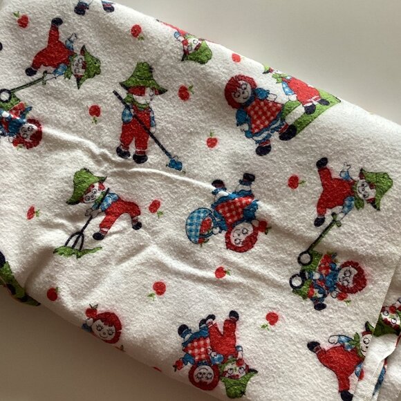 One piece of White Thin Flannel Children's Kids Fabric Material Sewing Quilting - Picture 1 of 7